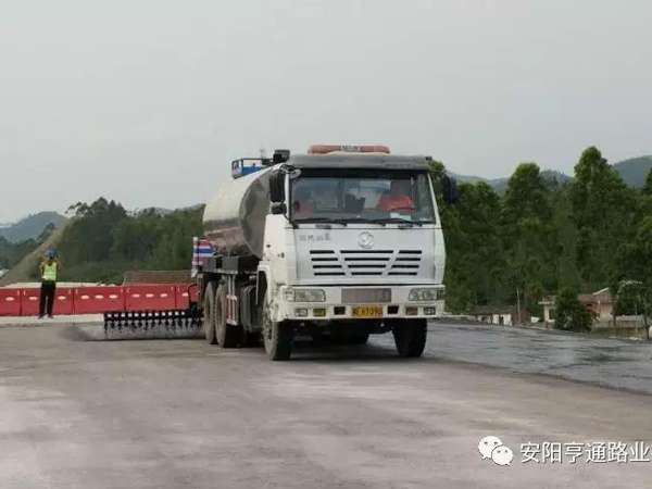 捷報頻傳，慶我公司仁博項(xiàng)目試驗(yàn)段順利完成